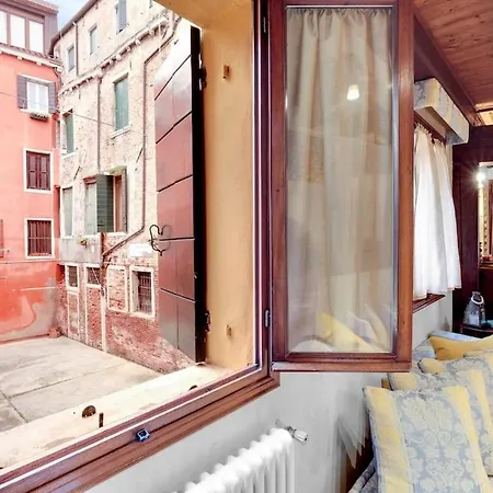 Ca Dei Zoti3 With Luggage Room Venice Exterior photo